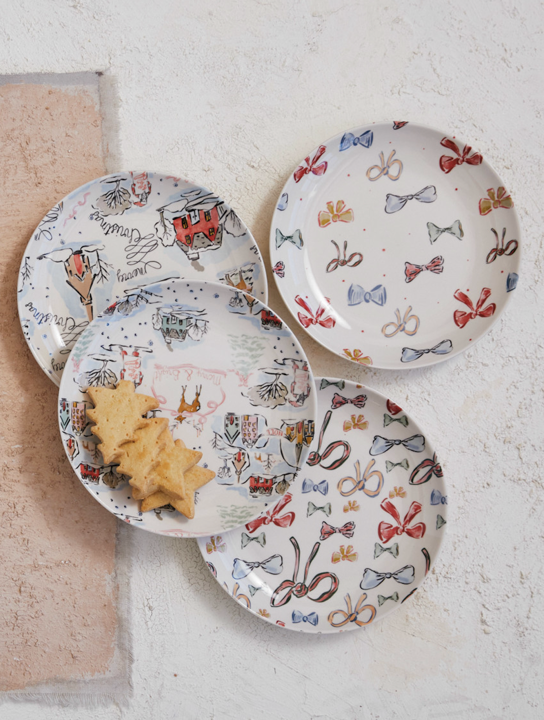 Holly Jolly Plate Collection