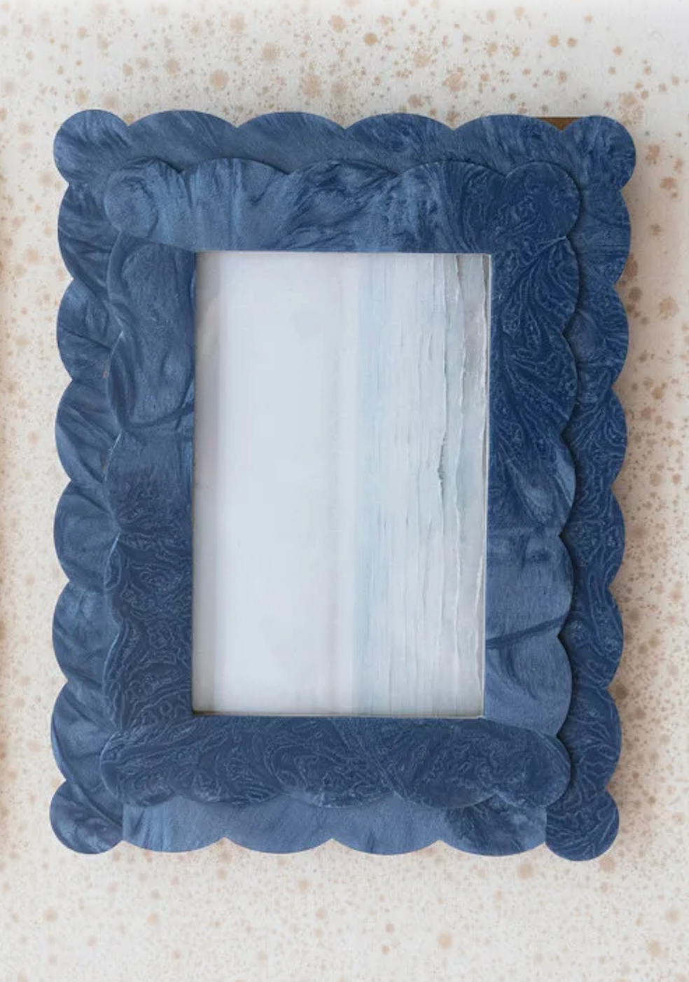 Betty Scalloped Photo Frame