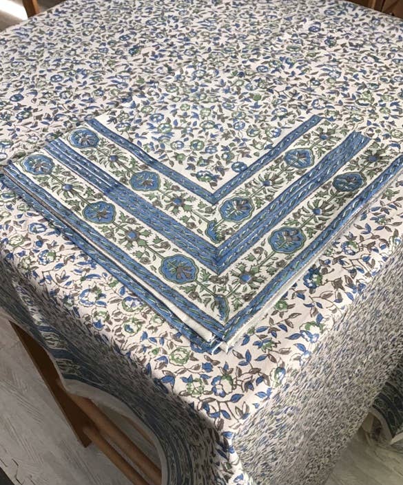 Cornwall Blue Tablecloth 85" Round