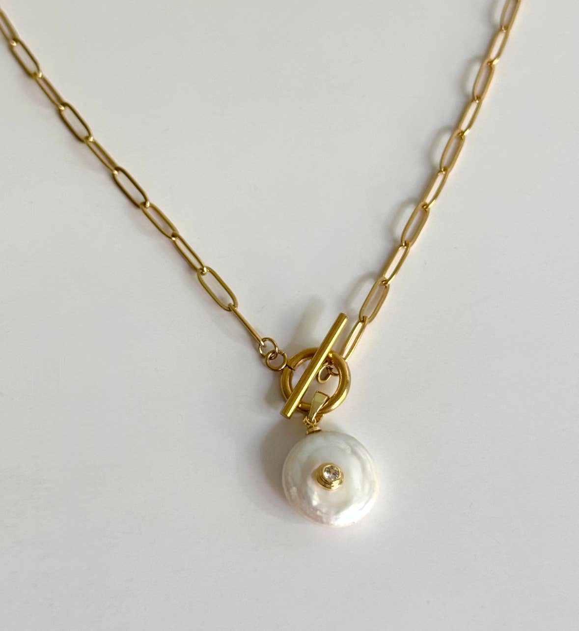 Mia Pearl Necklace