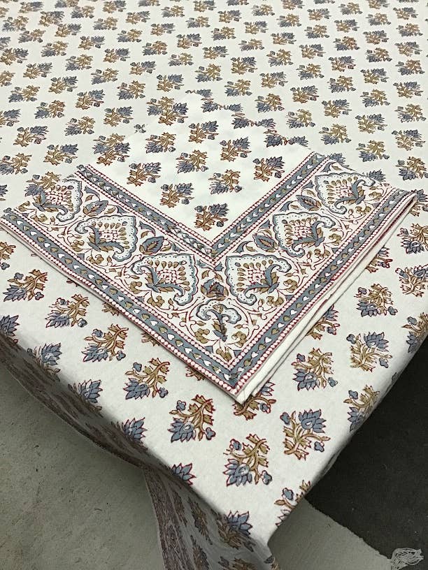 Silvia Tablecloth 85" Round