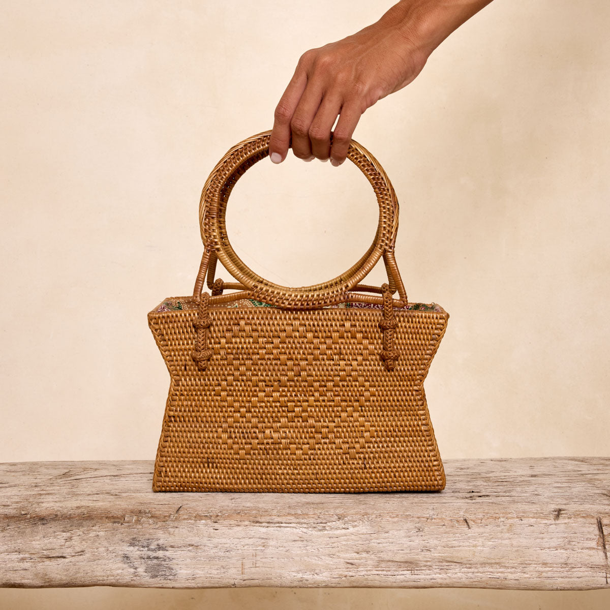 Ata Vine Geometric Tote